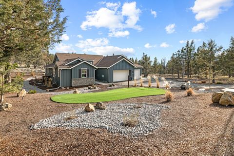 Tiny photo for 5730 Engleman Spruce Way, Klamath Falls, OR 97601 (MLS # 220215646)
