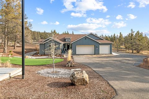 Tiny photo for 5730 Engleman Spruce Way, Klamath Falls, OR 97601 (MLS # 220215646)