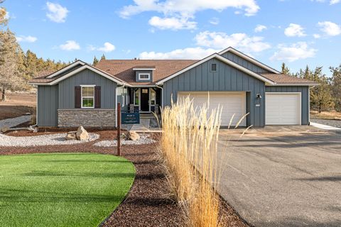 Tiny photo for 5730 Engleman Spruce Way, Klamath Falls, OR 97601 (MLS # 220215646)