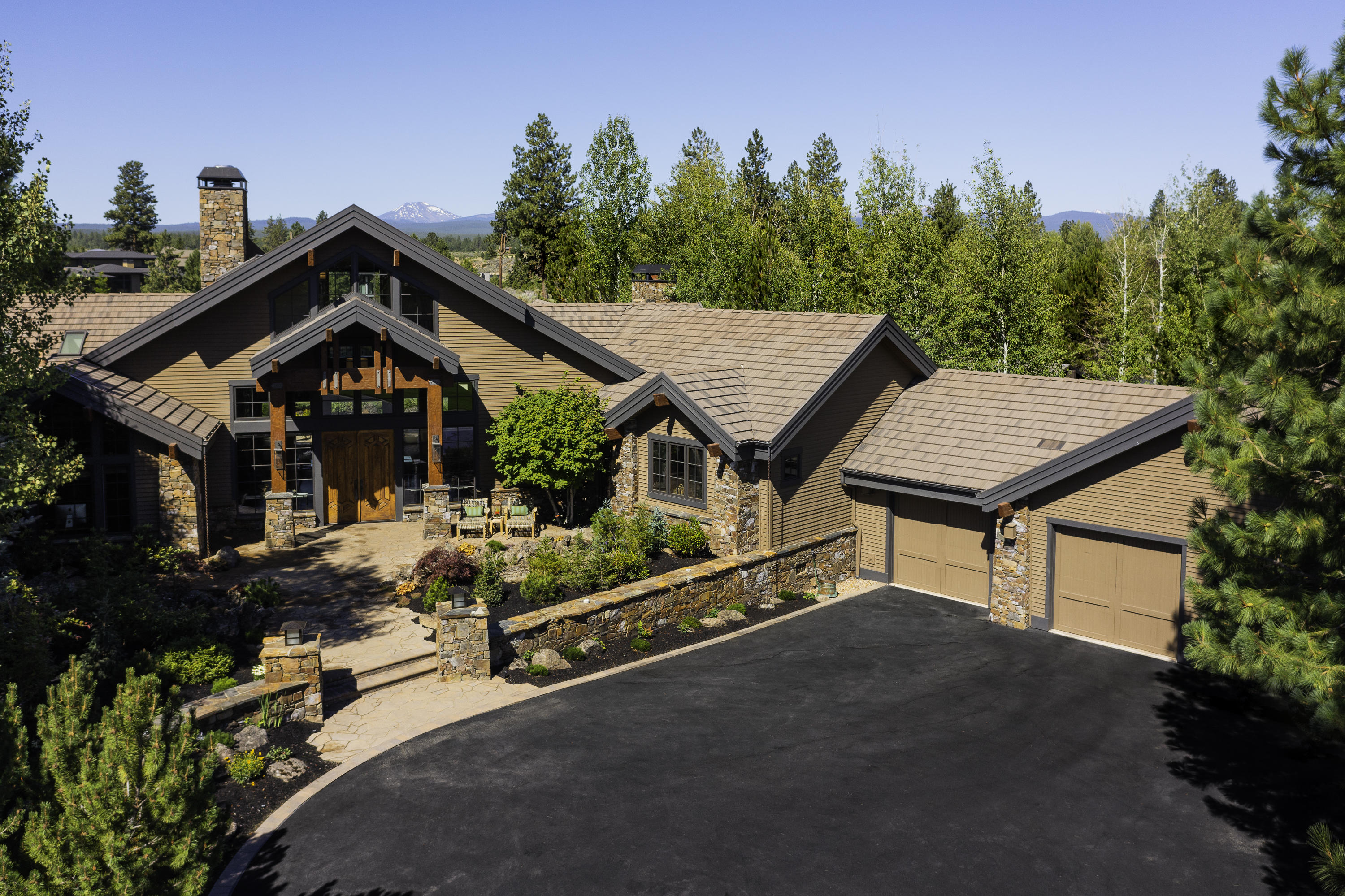 Broken Top - Residential