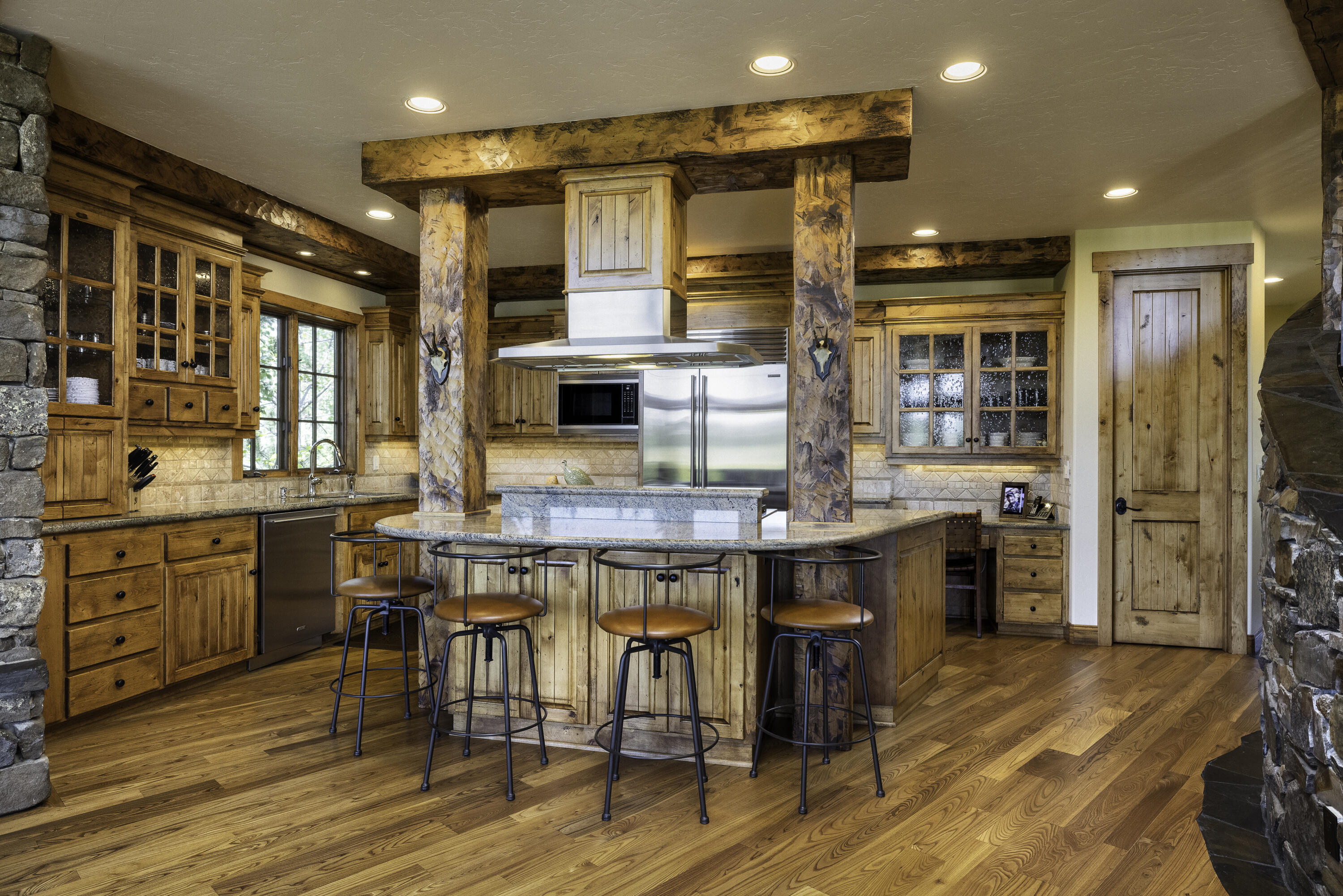 Broken Top - Residential