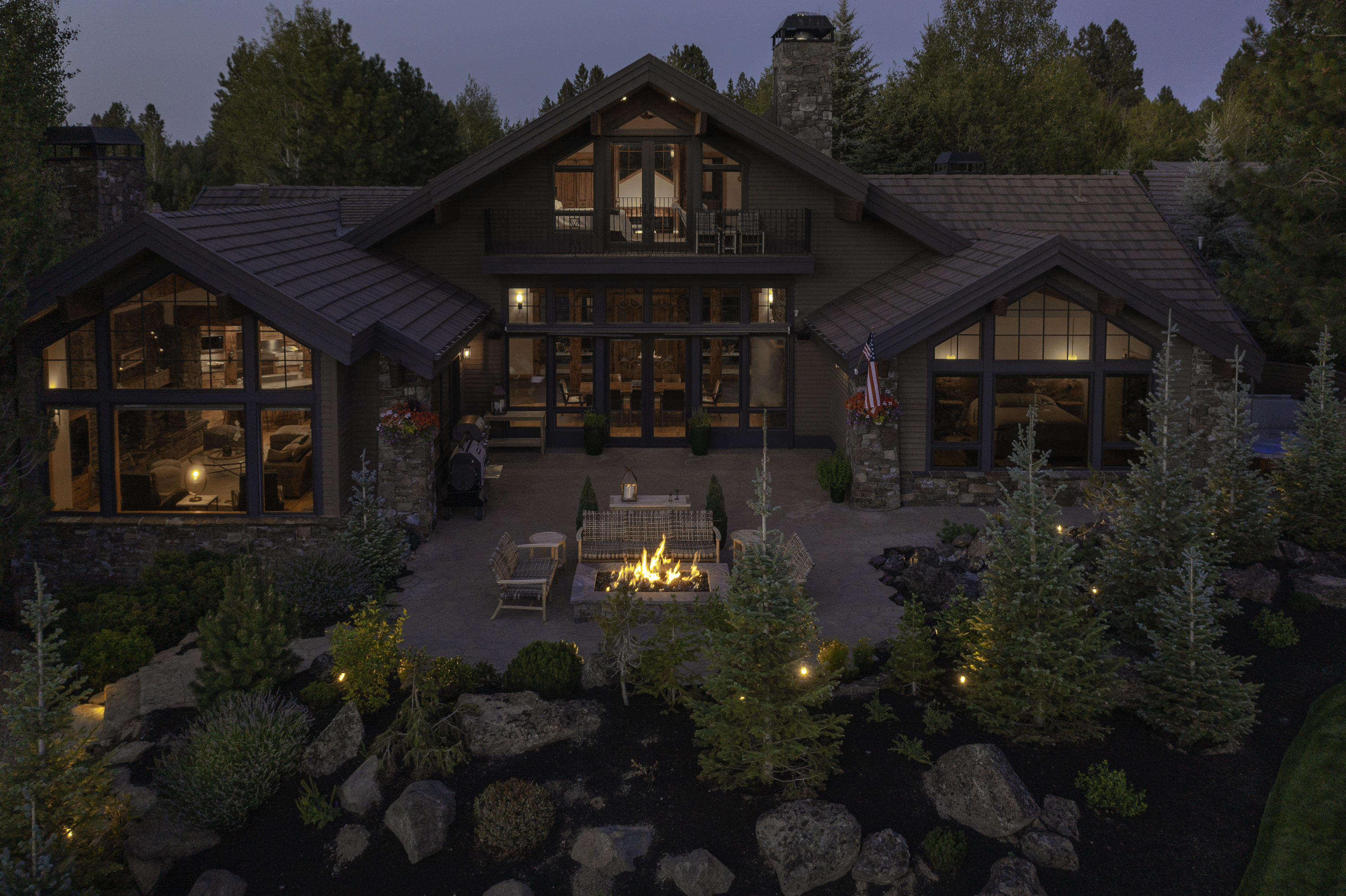 Broken Top - Residential