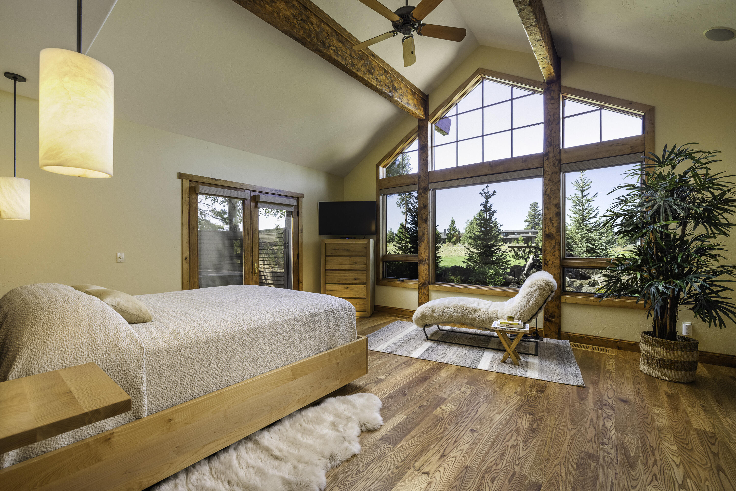 Broken Top - Residential