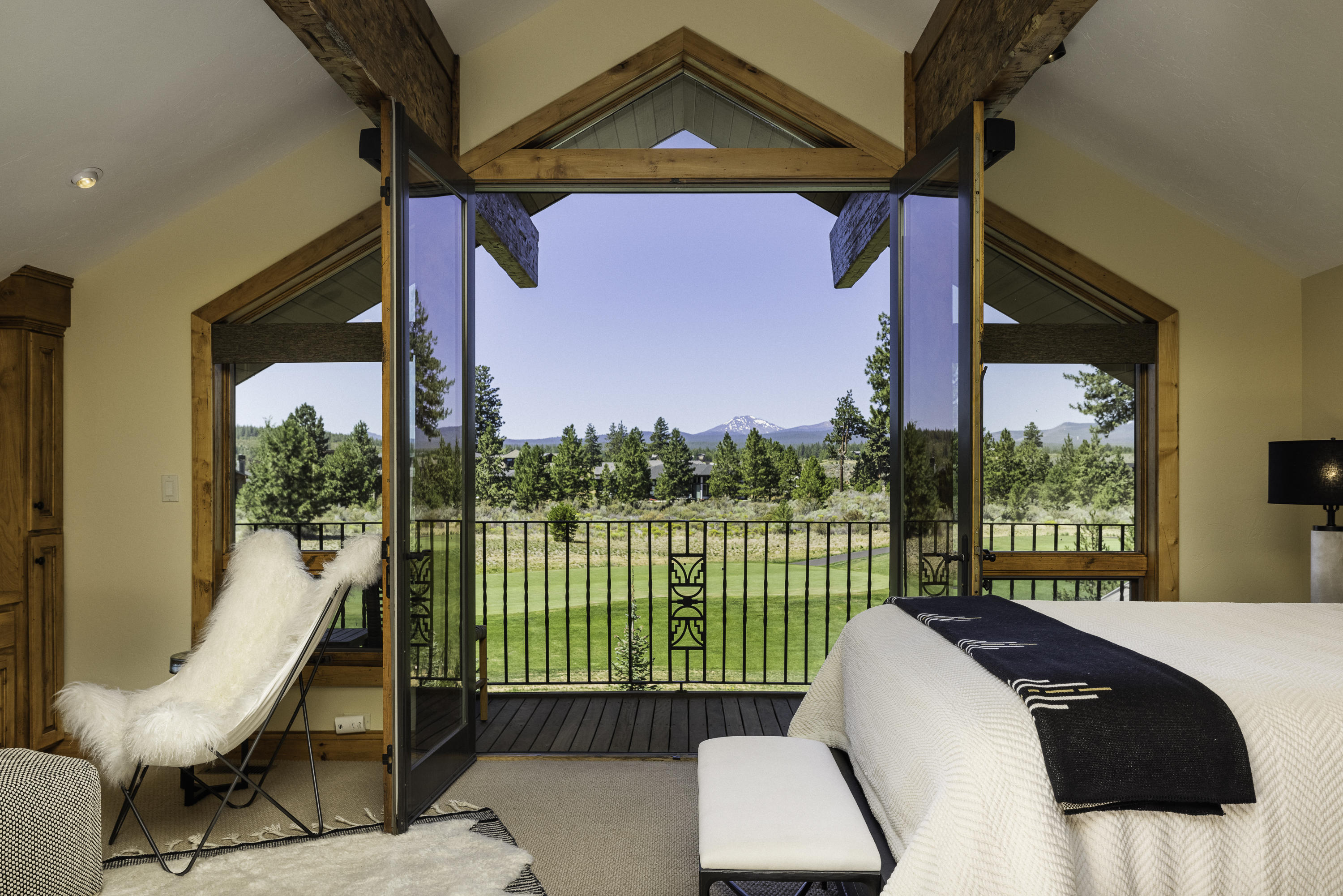 Broken Top - Residential