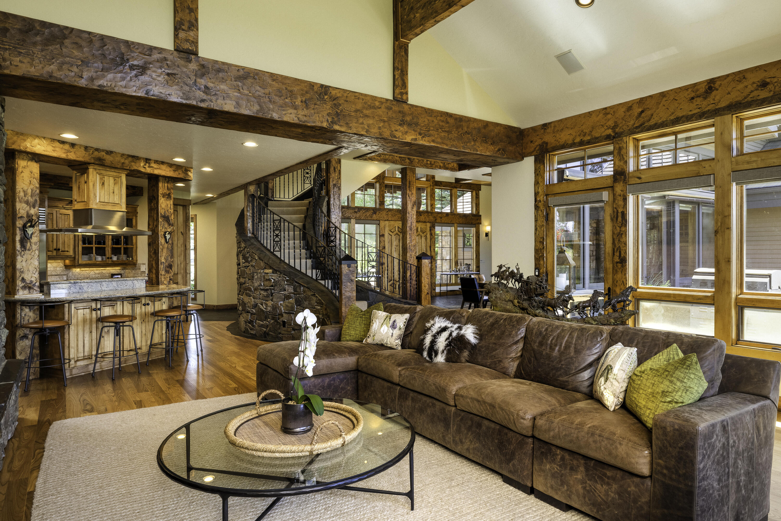 Broken Top - Residential