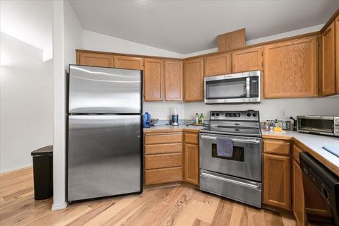 Tiny photo for 88 Mountain View Drive, Phoenix, OR 97535 (MLS # 220215443)