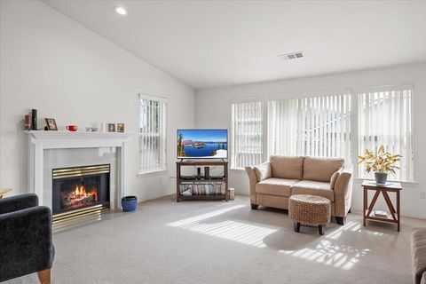 Tiny photo for 88 Mountain View Drive, Phoenix, OR 97535 (MLS # 220215443)