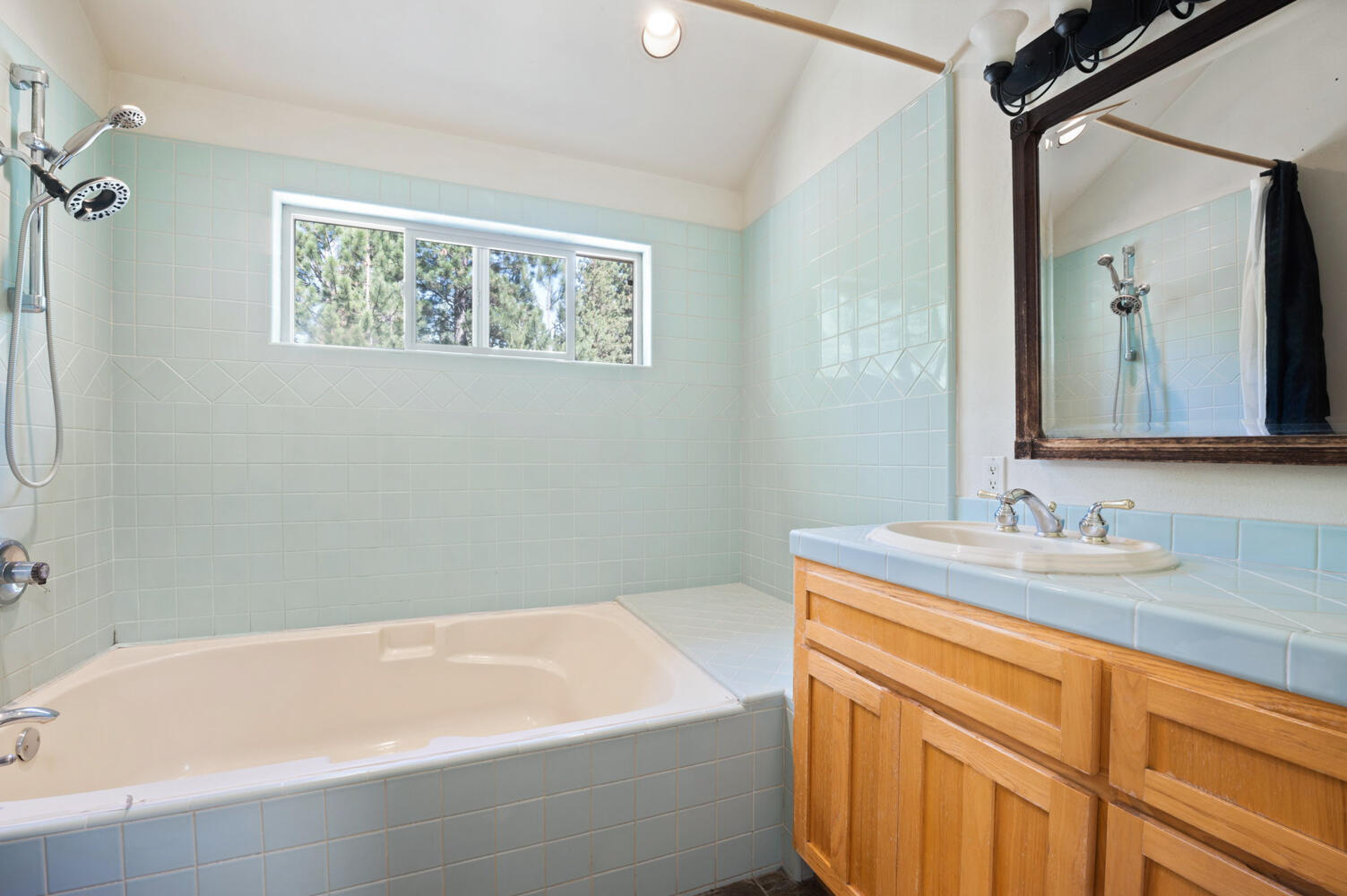 Drrh Trs - Residential