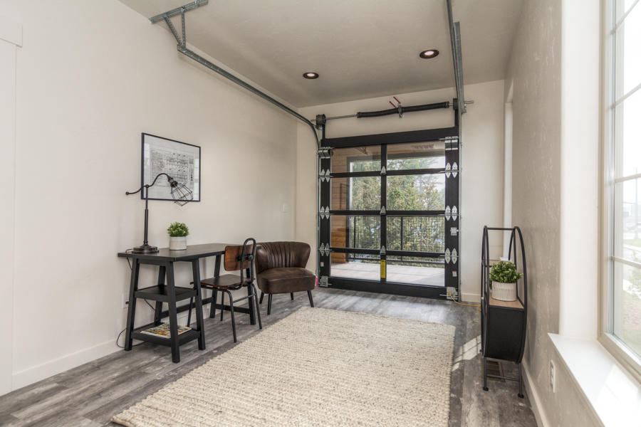 MountV - Residential Income