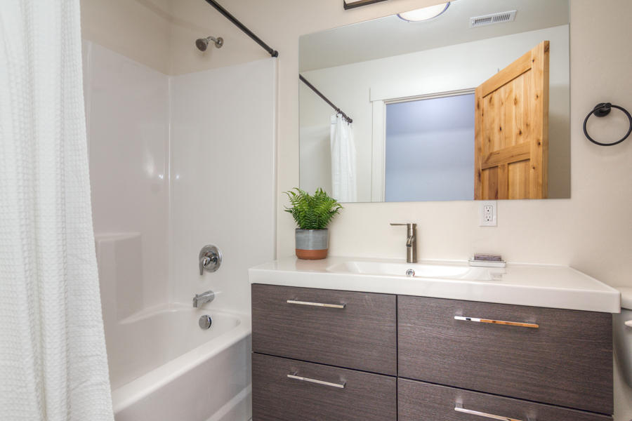 MountV - Residential Income