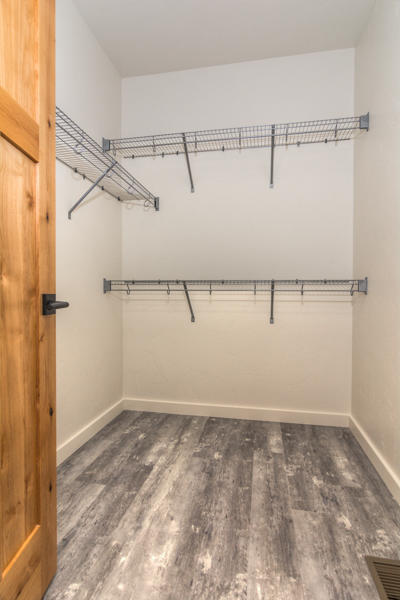 MountV - Residential Income