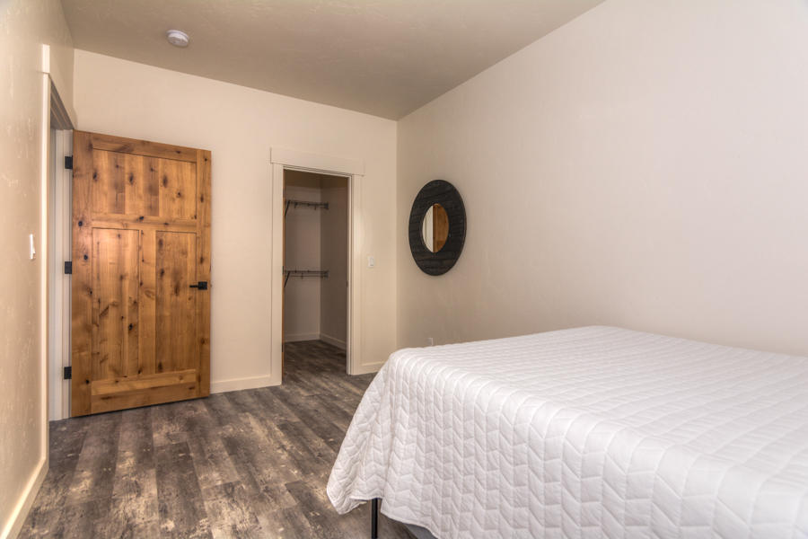 MountV - Residential Income