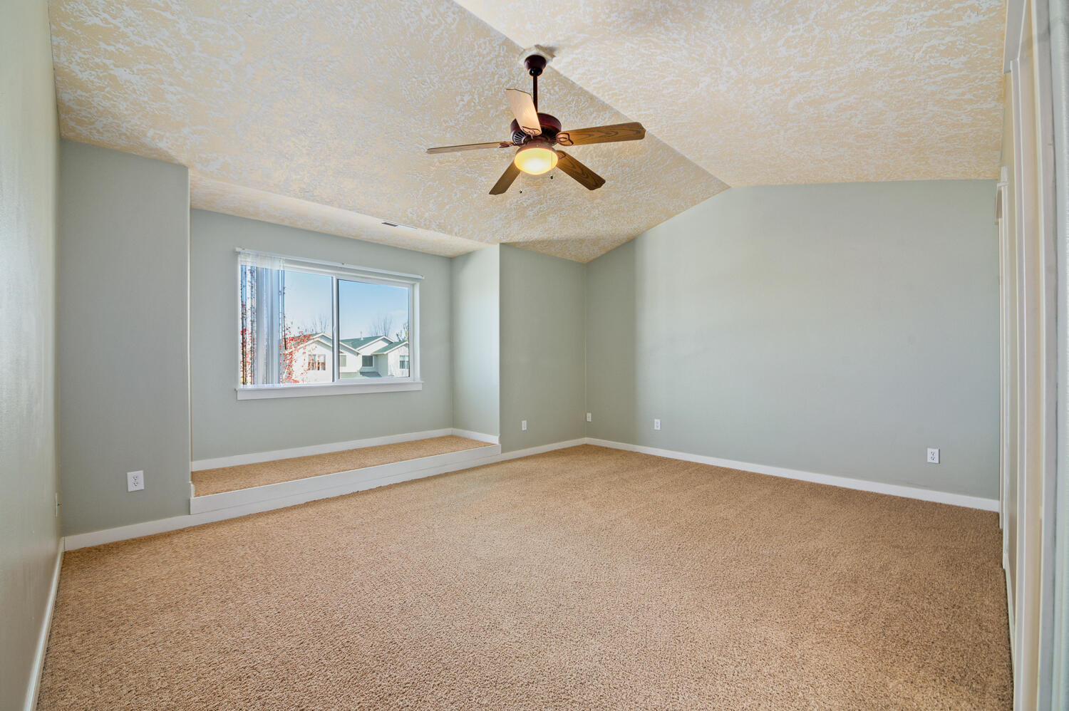 Obsidian Estate - Residential