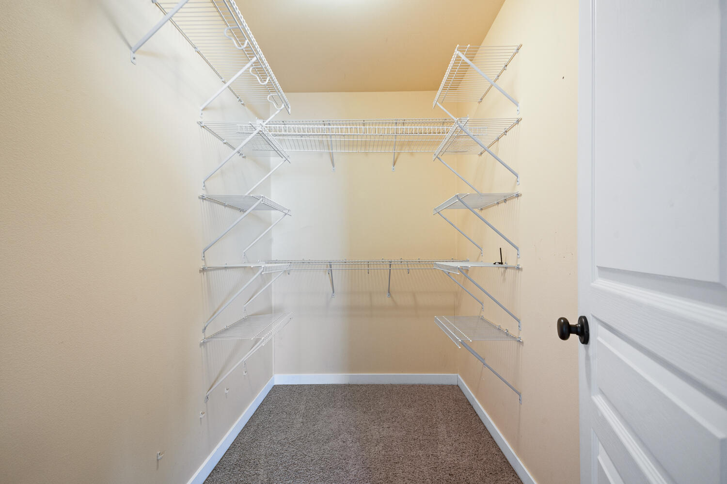 Obsidian Estate - Residential