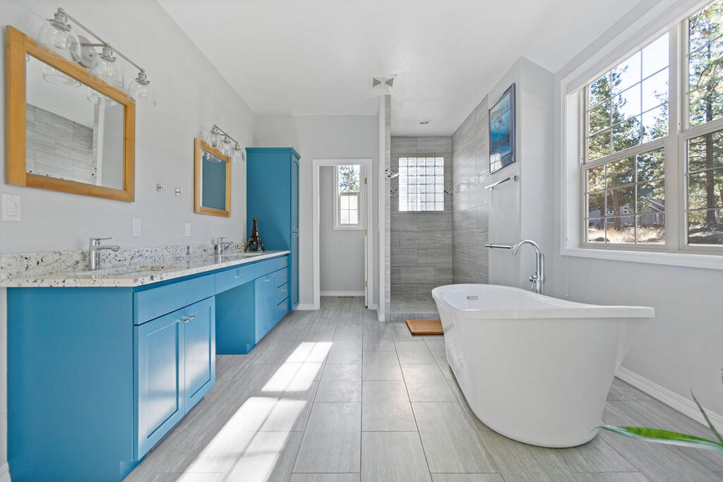 Awbrey Butte - Residential