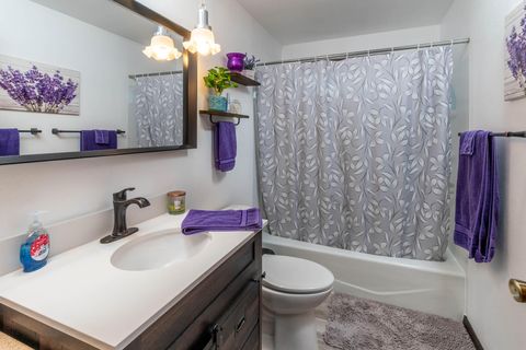 Tiny photo for 2522 NE Sunset View Lane, Prineville, OR 97754 (MLS # 220211165)