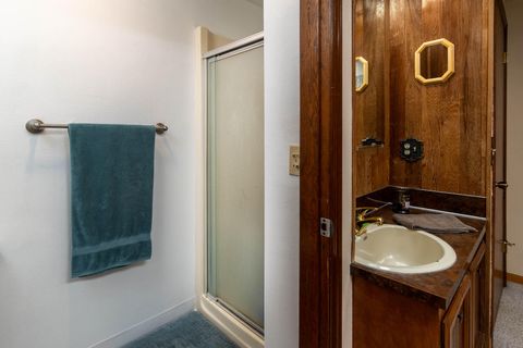 Tiny photo for 2522 NE Sunset View Lane, Prineville, OR 97754 (MLS # 220211165)