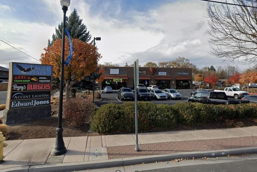 1,368sf Professional or retail office space on busy North 6th Street in Redmond's Downtown Core. High traffic with neighbors including Axel's Taco Shop, Bogey's Burgers and Edward Jones. Currently an open floor plan with in-suite restroom and utility area. 30 space off street parking with additional on street available. Many amenities within close distance includes restaurants, coffee, food trucks, gas, etc. Introductory lease rate at $1.25 with 3% annual increases. First year NNN charge is $.75/sf and includes all prorated services not individually metered.