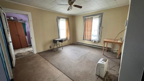 Tiny photo for 9545 Highway 39 Hwy, Klamath Falls, OR 97603 (MLS # 220213236)