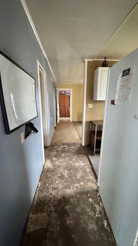 Tiny photo for 9545 Highway 39 Hwy, Klamath Falls, OR 97603 (MLS # 220213236)