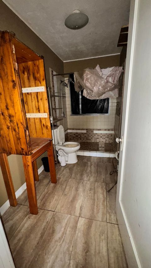 Tiny photo for 9545 Highway 39 Hwy, Klamath Falls, OR 97603 (MLS # 220213236)