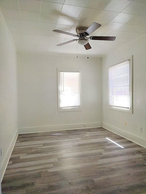 Tiny photo for 1401 E Main Street, Klamath Falls, OR 97601 (MLS # 220212121)