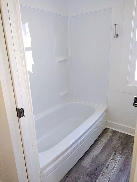 Tiny photo for 1401 E Main Street, Klamath Falls, OR 97601 (MLS # 220212121)