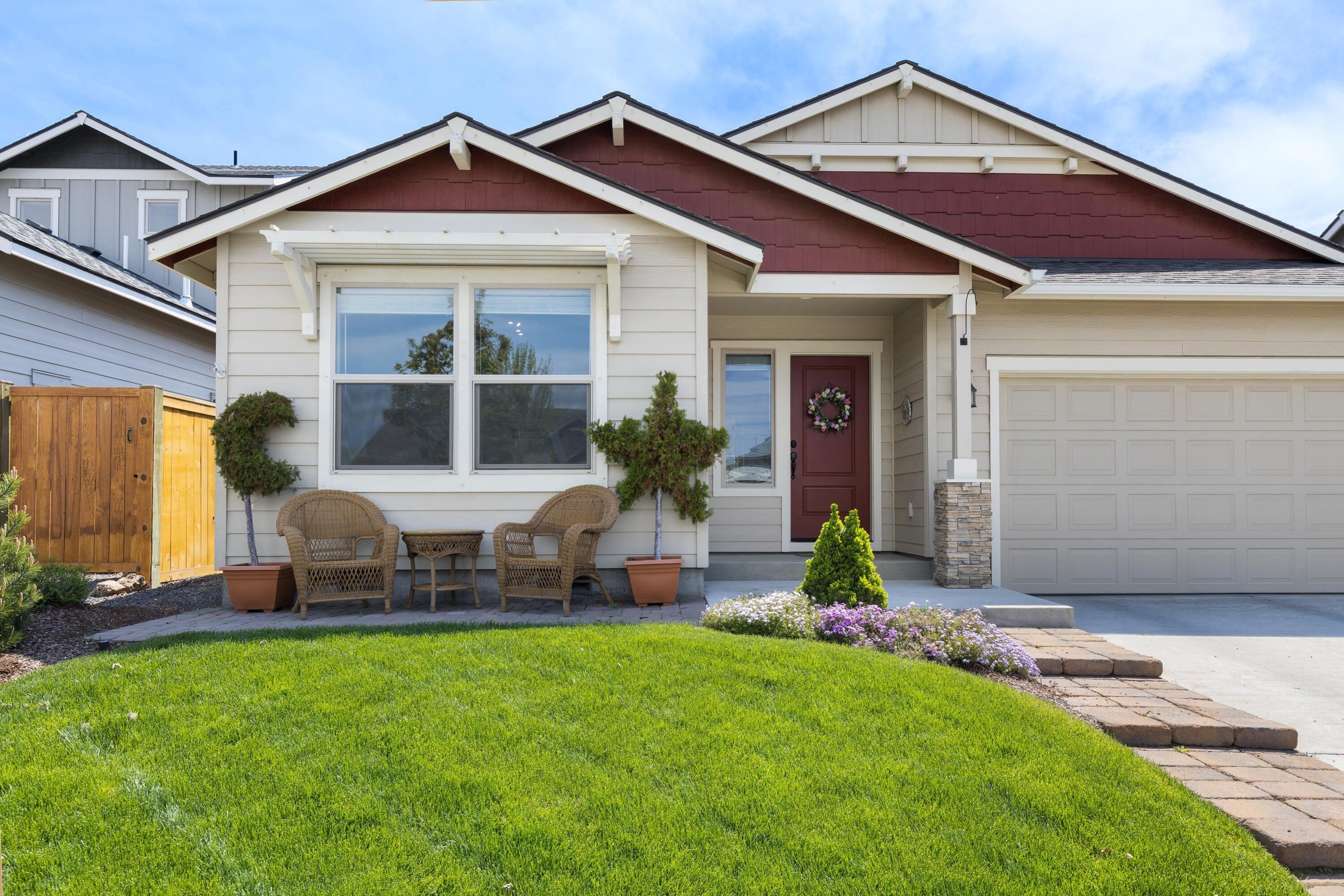 2811 Faith Drive