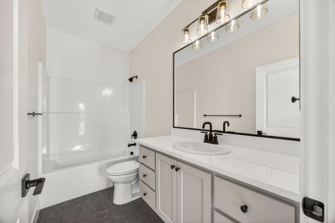 Tiny photo for 3723 Ford Drive, Medford, OR 97504 (MLS # 220214852)