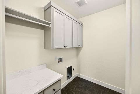 Tiny photo for 3723 Ford Drive, Medford, OR 97504 (MLS # 220214852)