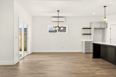 Tiny photo for 3723 Ford Drive, Medford, OR 97504 (MLS # 220214852)