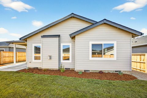 Tiny photo for 3723 Ford Drive, Medford, OR 97504 (MLS # 220214852)