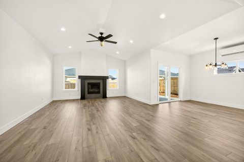 Tiny photo for 3723 Ford Drive, Medford, OR 97504 (MLS # 220214852)