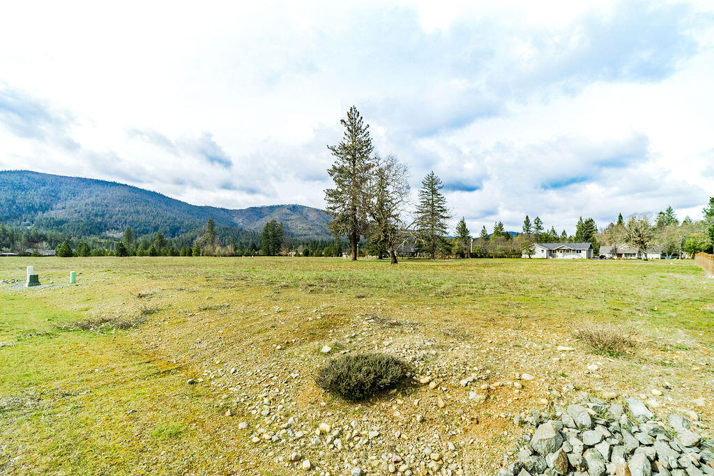 Illinois River Estates - Land