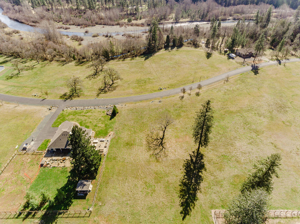 Illinois River Estates - Land