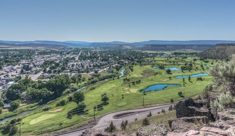 Tiny photo for 1446 NE Whistle Way, Prineville, OR 97754 (MLS # 220212038)