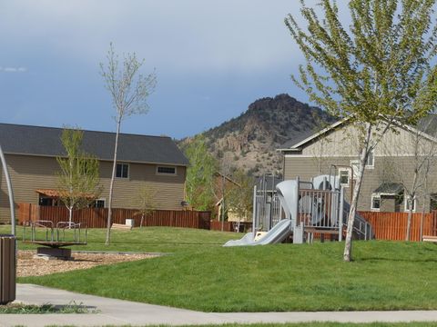 Tiny photo for 1446 NE Whistle Way, Prineville, OR 97754 (MLS # 220212038)