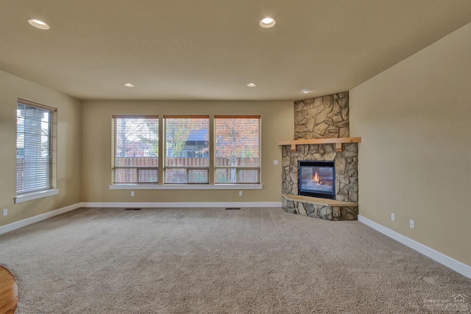 Fieldstone Crossing - Residential