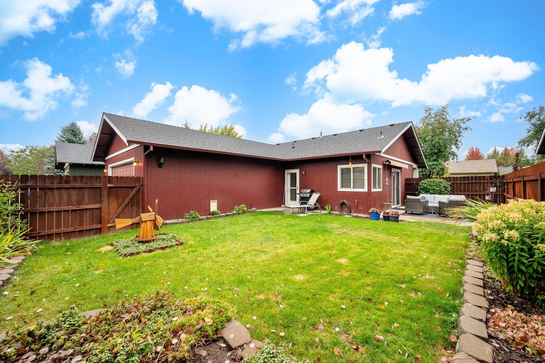 Larkspur - Residential