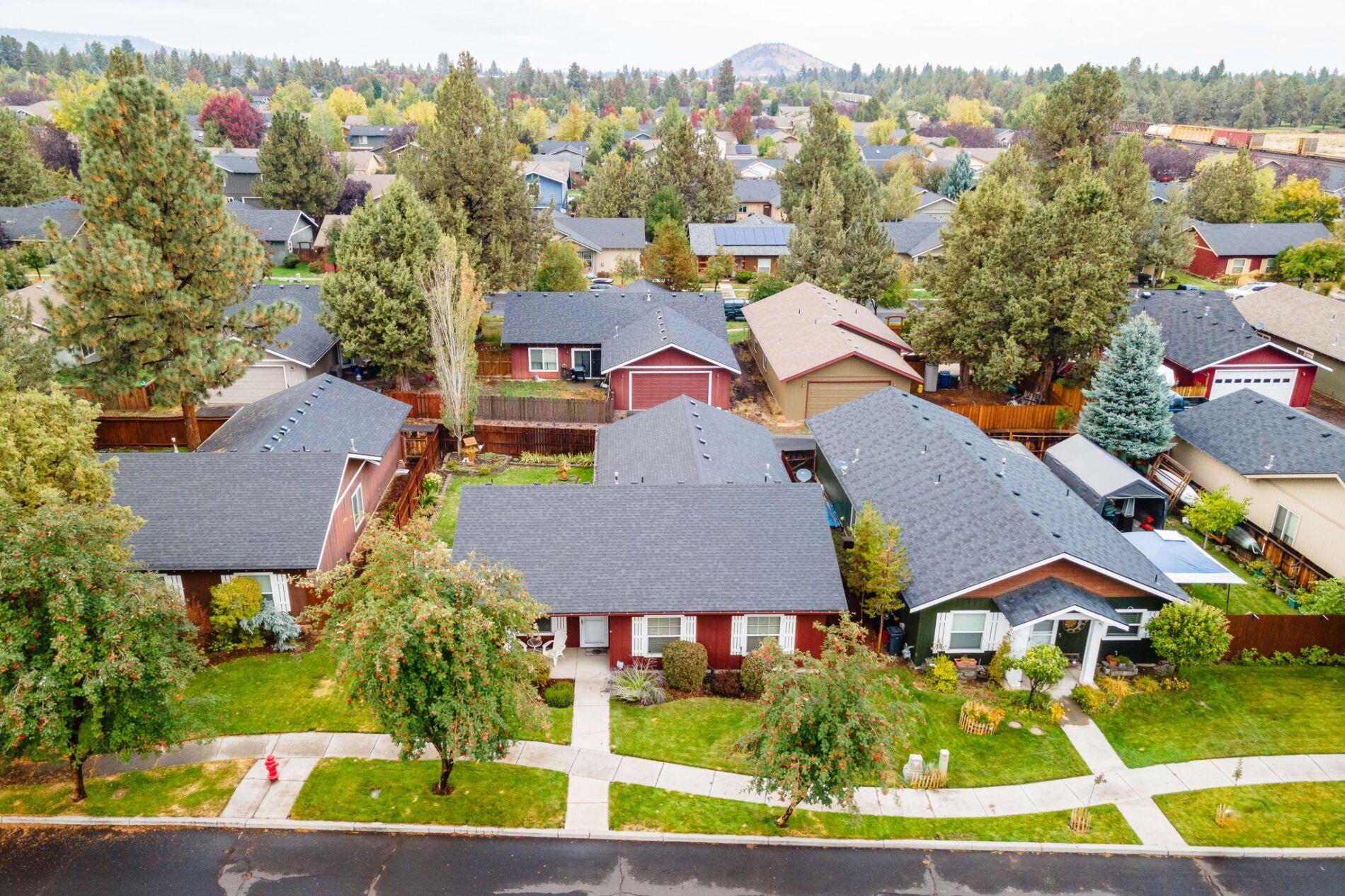 Larkspur - Residential