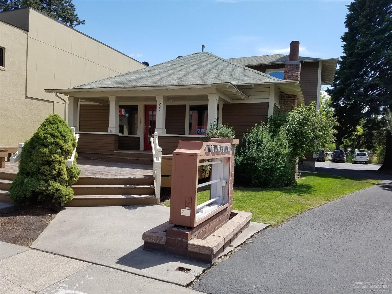 CLAB - Commercial Sale