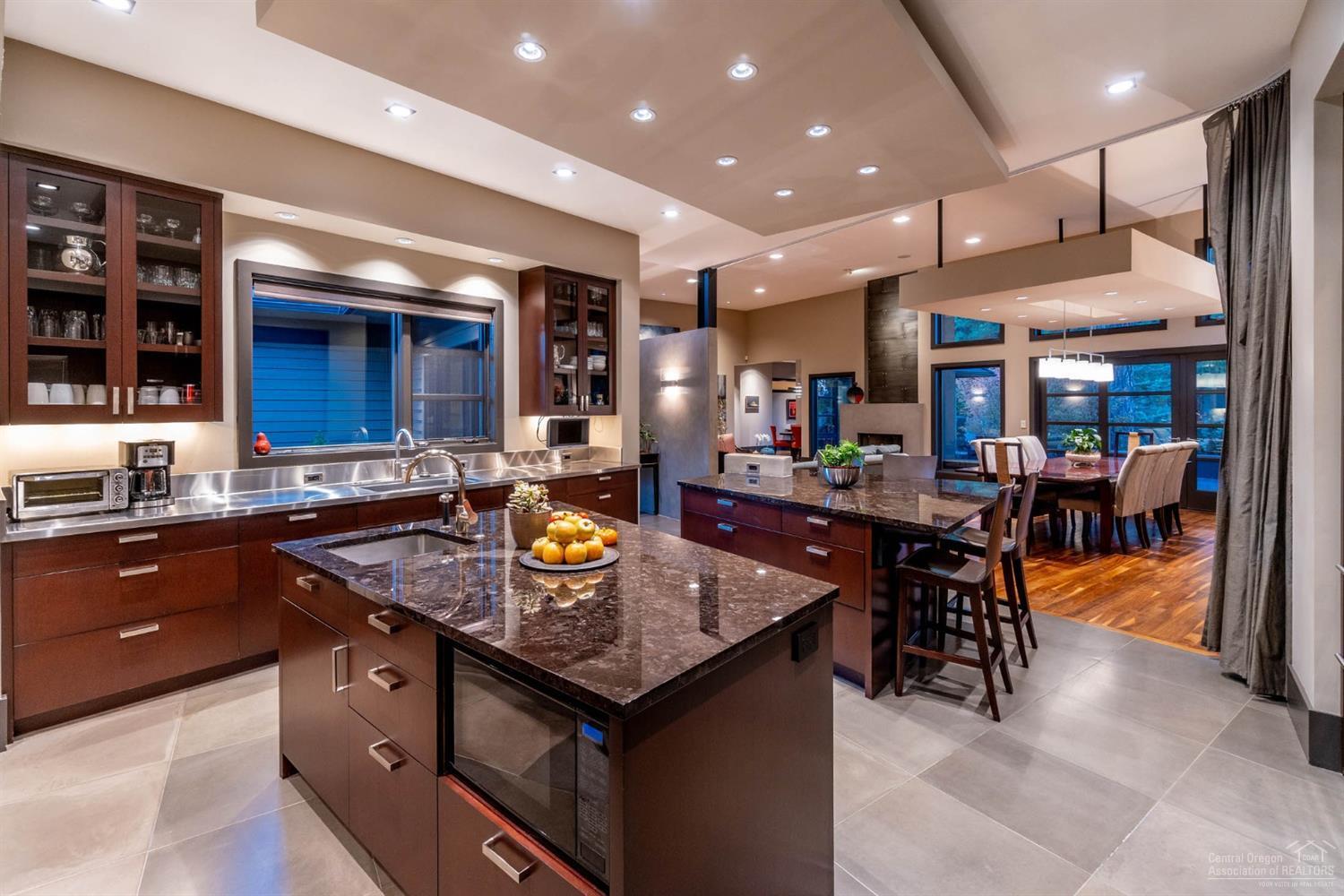 Broken Top - Residential