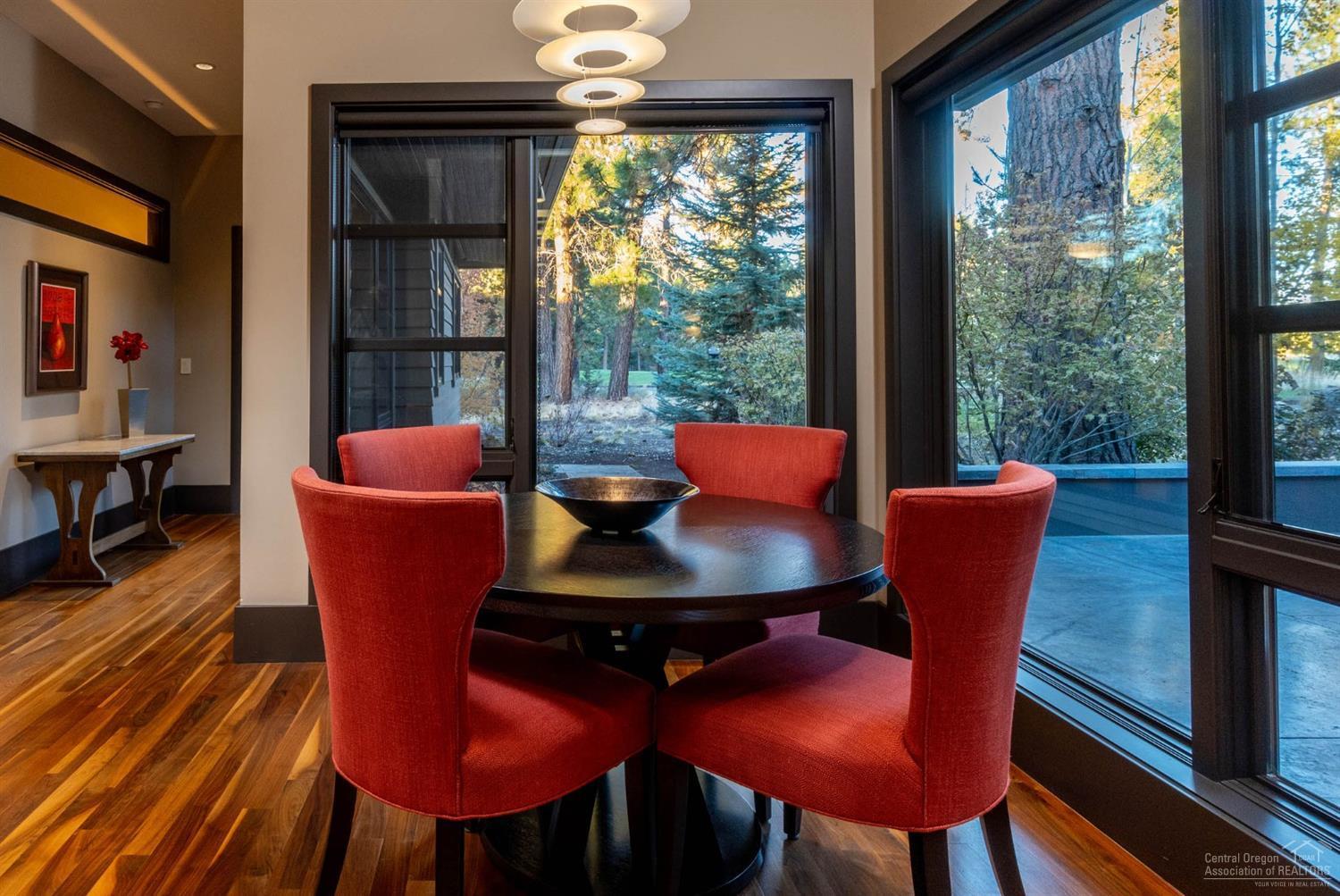 Broken Top - Residential