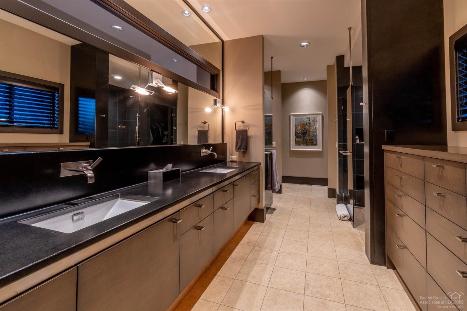 Broken Top - Residential