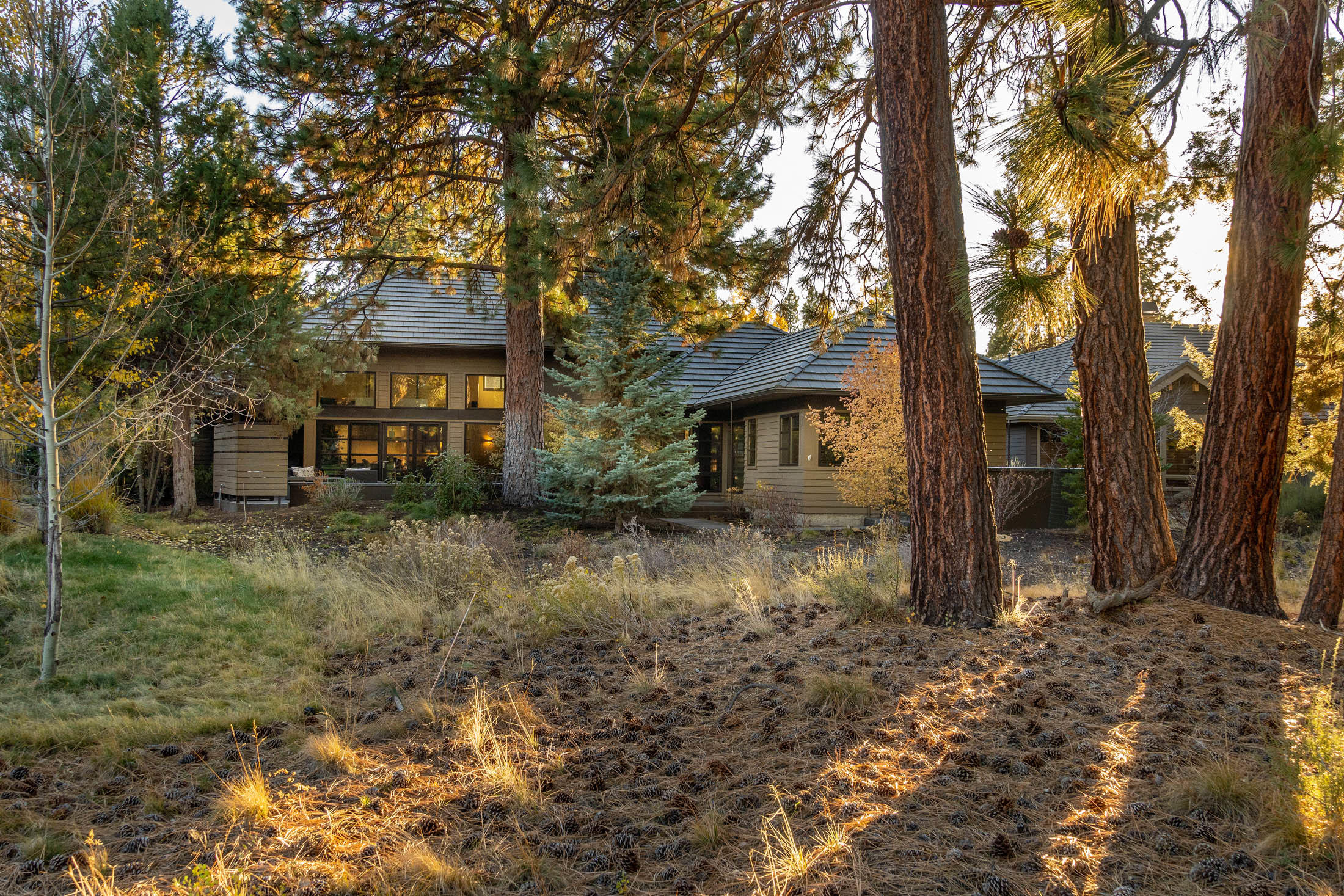 Broken Top - Residential