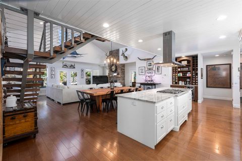 Tiny photo for 565 Whitney Terrace, Medford, OR 97504 (MLS # 220211457)