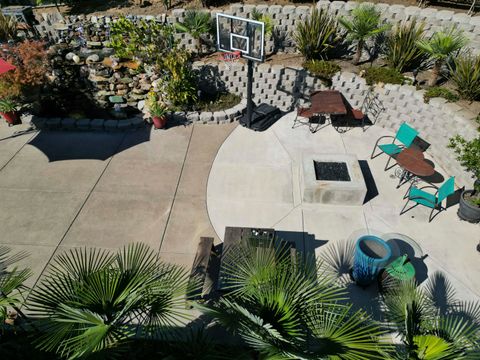 Tiny photo for 565 Whitney Terrace, Medford, OR 97504 (MLS # 220211457)