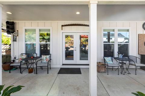 Tiny photo for 565 Whitney Terrace, Medford, OR 97504 (MLS # 220211457)