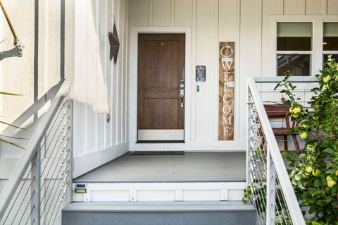 Tiny photo for 565 Whitney Terrace, Medford, OR 97504 (MLS # 220211457)