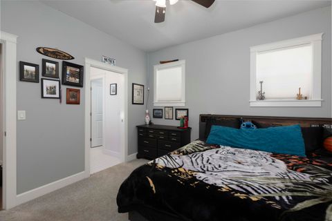 Tiny photo for 565 Whitney Terrace, Medford, OR 97504 (MLS # 220211457)